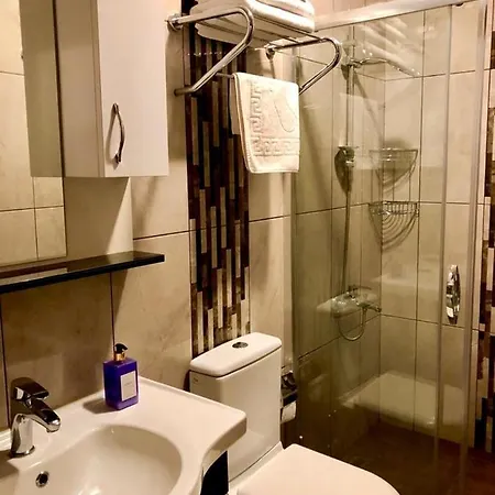 Pisces Bed & Breakfast 4*