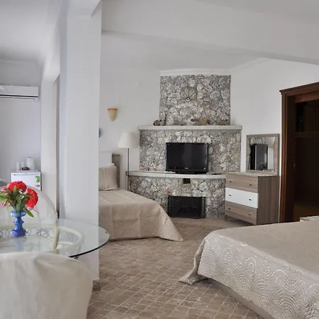 Pisces Bed & Breakfast 4*